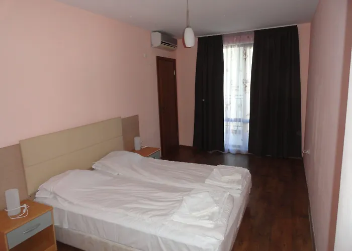 Ξενοδοχείο Cantilena Complex 3*