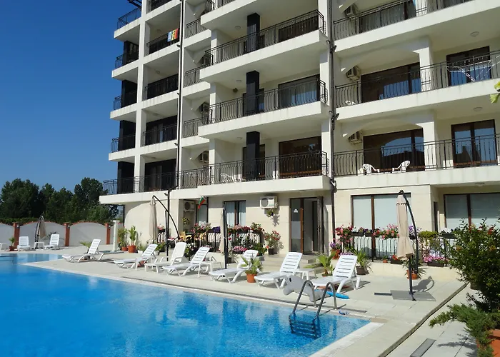 Ξενοδοχείο Cantilena Complex 3*