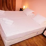 Hotell Cantilena Complex