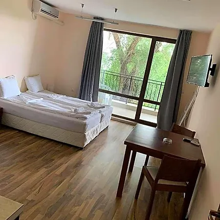 Cantilena Complex 3* Sunny Beach