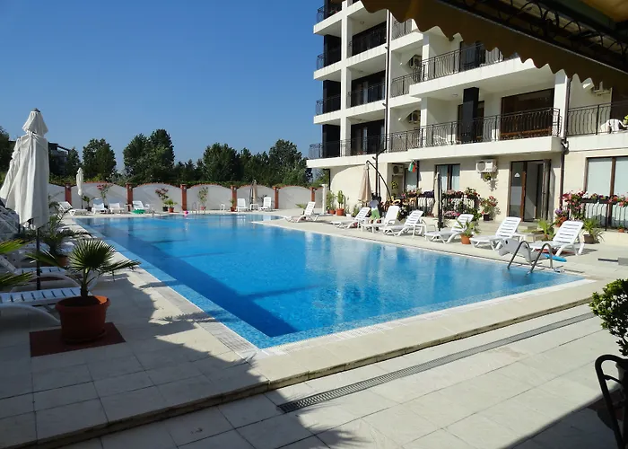 Cantilena Complex فندق ساني بيتش