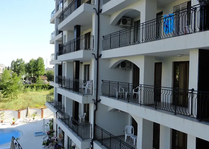 فندق Cantilena Complex