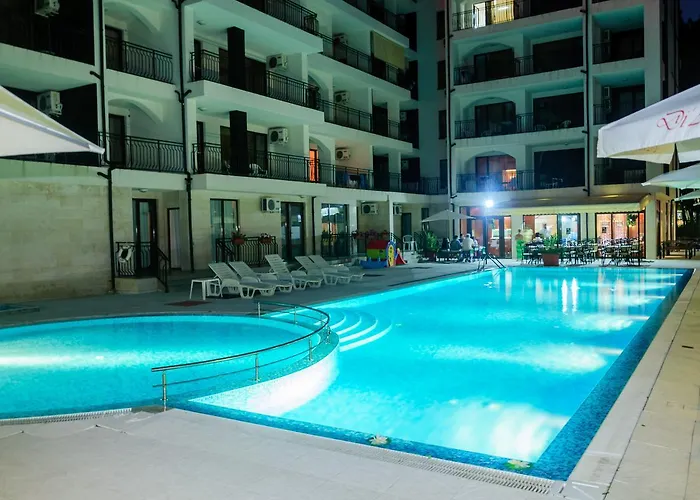 Cantilena Complex فندق ساني بيتش