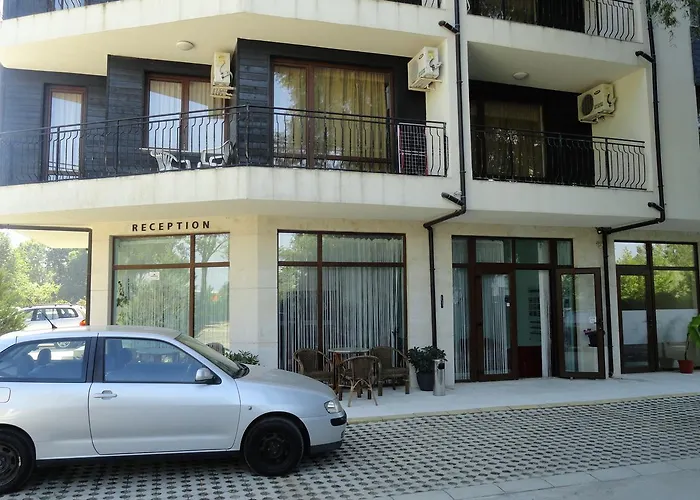 Cantilena Complex 3* ساني بيتش