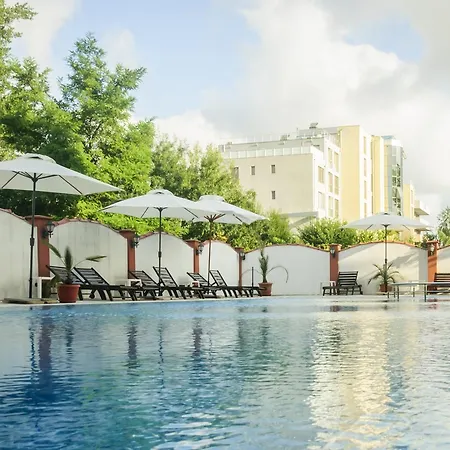 Cantilena Complex 3*