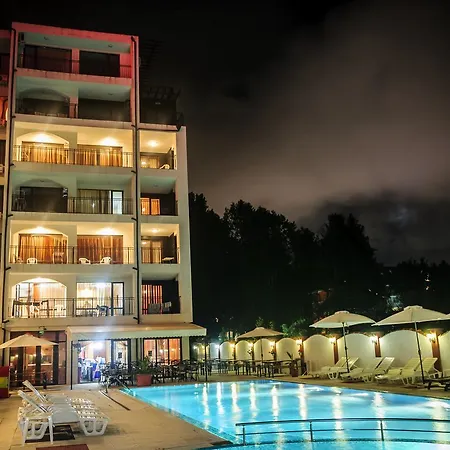 Hotel Cantilena Complex 3*