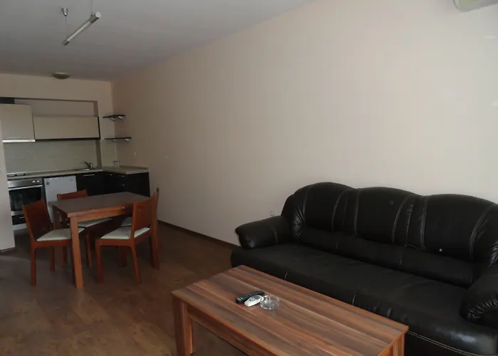 Cantilena Complex 3* Sunny Beach