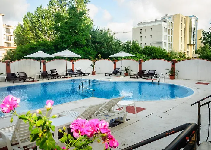 Cantilena Complex 3*